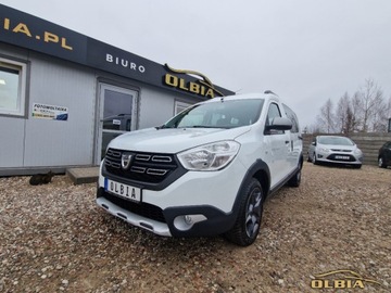 Dacia Dokker Mikrovan Facelifting 1.2 TCe 115KM 2017 Dacia Dokker Nawigacja Czujniki Parkowania Hak 5-osobowy 1.2 Benzyna, zdjęcie 1