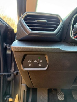 Seat Leon IV Hatchback 1.0 EcoTSI 90KM 2022 Seat Leon kombi, 1,0 TSI, bogate wyposażenie, niski przebieg, serwisowany, zdjęcie 11