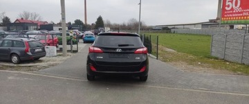Hyundai i30 II Wagon 1.6 GDI 135KM 2014 Hyundai i30 1.6 benz ,bezwypadek ,klimatyzacja podgrzewane fotele 1.6 135KM, zdjęcie 4