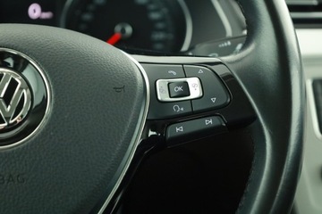 Volkswagen Passat B8 Limousine 1.4 TSI ACT 150KM 2015 VW Passat 1.4 TSI, Salon Polska, Navi, Klima, zdjęcie 16