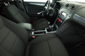 Ford Mondeo IV Hatchback 2.0 Duratorq TDCi DPF 140KM 2011 Ford Mondeo 2.0 TDCi, Salon Polska, Xenon, Klima, zdjęcie 6