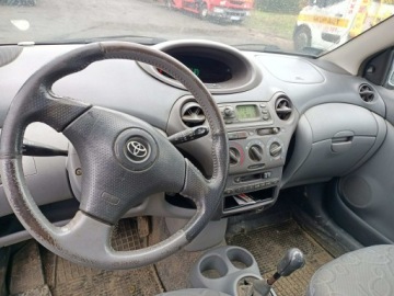 Toyota Yaris I 1.3 i 16V 86KM 2000 Toyota Yaris 1.3 00r, zdjęcie 6