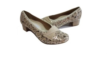 КОЖАНЫЕ туфли-лодочки FLOWERS BEIGE, каблук 3,5 см 36
