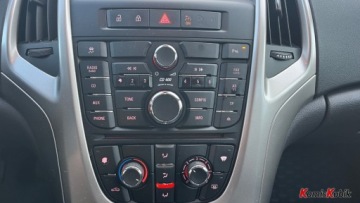 Opel Astra J Hatchback 5d 1.7 CDTI ECOTEC 110KM 2010 Opel Astra Pisemna roczna gwarancja , fajny stan ,mozliwa zamiana 1.7, zdjęcie 15