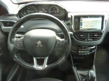 Peugeot 208 I Hatchback 5d Facelifting 1.2 PureTech 82KM 2016 Peugeot 208 ALLURE*Benzyna, zdjęcie 20