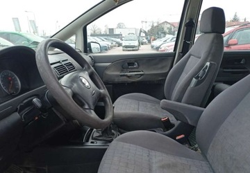 Seat Alhambra I (7MS) Minivan Facelifting 2.0 i 115KM 2001 Seat Alhambra Seat Alhambra 2.0 BenzynaLPG 115KM, zdjęcie 7