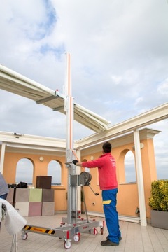 FARAONE HW550БОЛЬШОЙ ГРУЗОВОЙ ПОДЪЕМНИК 5,5 м 200 кг