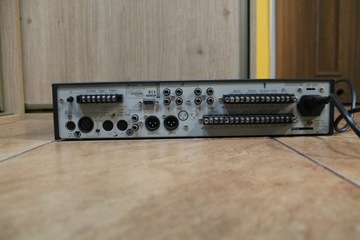 6-канальный предусилитель BOSCH PLENA LBB1925/10 Предварительный усилитель