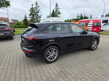 Porsche Cayenne II SUV Facelifting 4.2 D 385KM 2016 PORSCHE CAYENNE (92A) 4.2 S Zadbany, zdjęcie 1