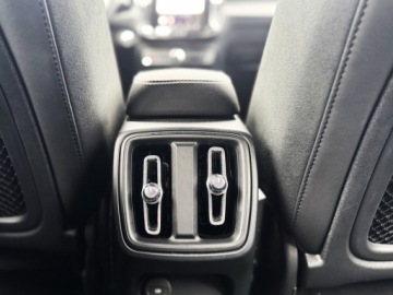 Volvo XC40 Crossover Facelifting 2.0 B3 163KM 2025 Volvo XC 40 XC40 B3 Benzyna | aut | Core | FV23% |, zdjęcie 19