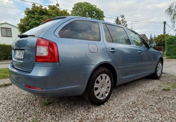 Skoda Octavia II Kombi 1.6 MPI 102KM 2009 Skoda Octavia Skoda Octavia 1.6 Combi Ambiente 1.6 Benzyna 102KM, zdjęcie 8