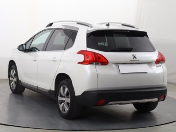 Peugeot 2008 I SUV 1.2 PureTech 110KM 2015 Peugeot 2008 1.2 PureTech, Salon Polska, zdjęcie 3