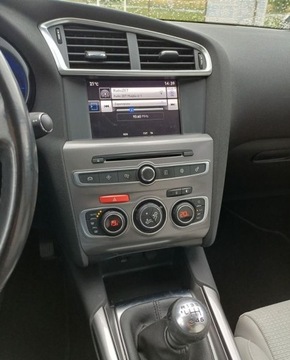 Citroen C4 II Hatchback 5d Facelifting 1.2 PureTech 130KM 2016 Citroen C4 162 1.2 THP 130 KM Shine Serwisowany w ASO GWARANCJA 1.2, zdjęcie 14