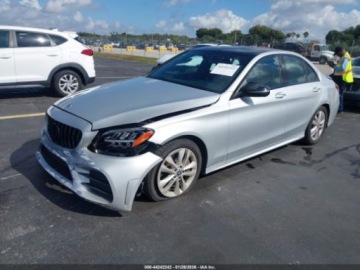 Mercedes Klasa C W205 2020 Mercedes-Benz Klasa C 300 2020 2.0 Benzyna 255KM, zdjęcie 1