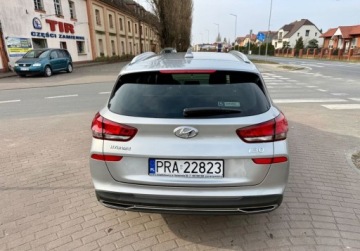 Hyundai i30 III Wagon Facelifting 1.5 T-GDI 48V 160KM 2022 Hyundai i30 1.5T-gdi 160Ps FULL LED Navi Kamera Extra stan 1.5 Benzyna, zdjęcie 4