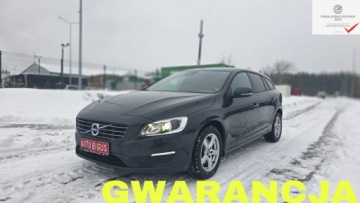 Volvo V60 I Kombi Facelifting 2.0 D3 136KM 2015 Volvo V60 duza navi super stan LEDY xsenon automat
