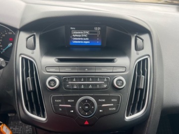 Ford Focus III Kombi Facelifting 1.5 TDCi ECOnetic 105KM 2016 Ford Focus Klimatyzacja Parktronic Przod Tyl Grzana Szyba Grzane Fotele Te, zdjęcie 12
