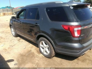 Ford Explorer VI SUV 3.5L Ti-VCT 290KM 2019 Ford Explorer FORD EXPLORER XLT 3.5 Benzyna 290KM, zdjęcie 3