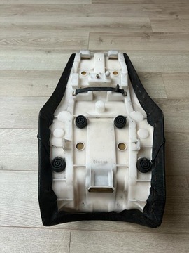 Yamaha FZS 1000 01-05 Диван Сиденье