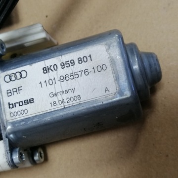 AUDI Q7 4L ZVEDÁK OKNO PŘEDNÍ LEVÝ