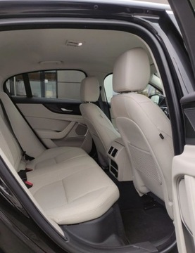 Jaguar XE Sedan Facelifting 2.0 i4P 300KM 2021 Jaguar XE XE MY22 2.0 I4 300 PS AWD Auto S 2.0 Benzyna 300KM, zdjęcie 20