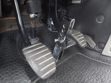 ЗАМОК ПЕДАЛИ ТОРМОЗНОГО СЦЕПЛЕНИЯ АВТОМОБИЛЯ, СТАЛЬ