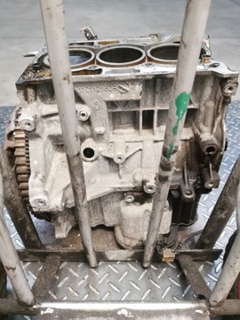 BLOK MOTORU RENAULT 0,9 TCE OE 110112160R