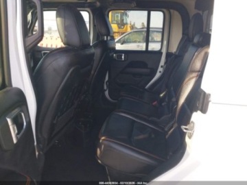 Jeep Gladiator 2021 Jeep Gladiator Mojave 2021 3.6 Benzyna 285KM, zdjęcie 13