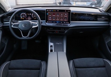 Volkswagen Passat B8 Variant Facelifting 2.0 TDI SCR 150KM 2025 Volkswagen Passat HAK, Podgrzewana kierownica, dostepny od reki 2.0, zdjęcie 12