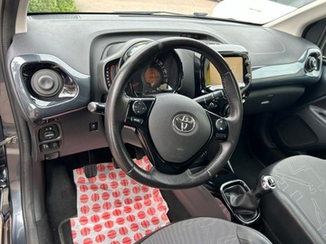 Toyota Aygo II Hatchback 5d 1.0 VVT-i 69KM 2015 Toyota Aygo Otwierany dach Klima Tempomat Alu, zdjęcie 10
