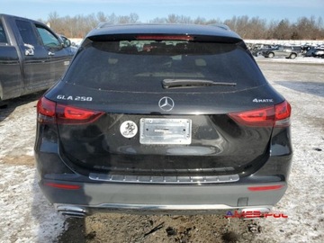 Mercedes GLA II 2021 Mercedes-Benz GLA 2021 r., 2,0L 250 4 MATIC 2.0 Benzyna 221KM, zdjęcie 3