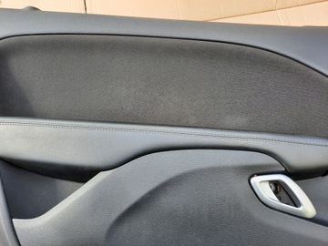 Обивка дверной панели Dodge Challenger 15-20 L
