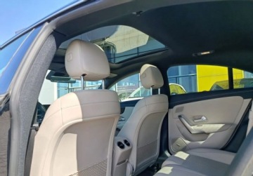 Mercedes CLA C118/X118 Coupe 2.0 220 190KM 2019 Mercedes-Benz CLA Salon Polska. Bezwypadkowy 2.0 Benzyna 190KM, zdjęcie 14