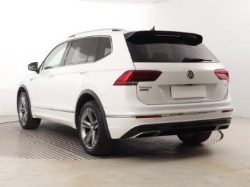 Volkswagen Tiguan Allspace SUV 1.5 TSI EVO 150KM 2019 VW Tiguan Allspace 1.5 TSI, Salon Polska, zdjęcie 3