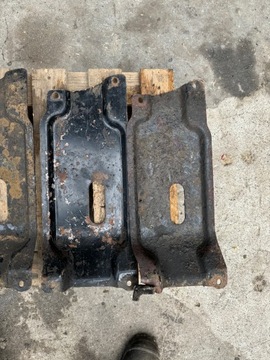 KRYT REDUKTOR PLECH MITSUBISHI PAJERO II 2 91-99R.