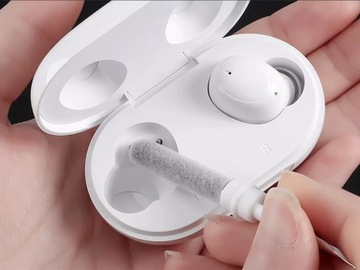 НАБОР ОЧИСТИТЕЛЯ ДЛЯ ЧИСТКИ НАУШНИКОВ И МАЛЕНЬКОЙ ЭЛЕКТРОНИКИ