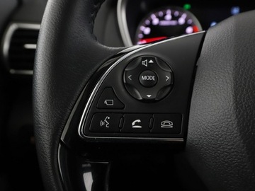 Mitsubishi Eclipse Cross SUV 1.5 T 163KM 2018 Mitsubishi Eclipse Cross grzane fotele kamera, zdjęcie 29