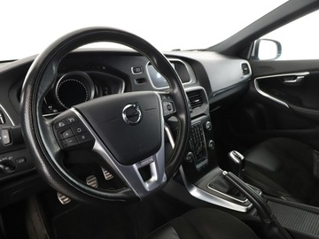 Volvo V40 II 2019 Volvo V40 R-line full LED klima auto navi grzane, zdjęcie 13