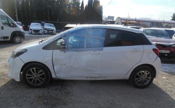 Toyota Yaris III 2016 Toyota Yaris 2016r, 1.3 Benzyna LPG, Uszkodzona. Poobijana. Jezdzi. 1.3, zdjęcie 22