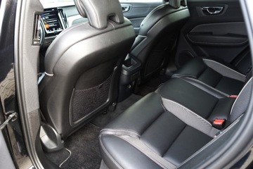 Volvo XC60 II 2022 Volvo XC 60 Bezwypadek AWD SalonPL R-Design Kamera ACC Full LED FV23, zdjęcie 8