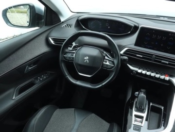 Peugeot 3008 II Crossover 1.5 BlueHDI 130KM 2019 Peugeot 3008 1.5 BlueHDi, Salon Polska, zdjęcie 6