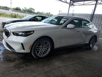 BMW Seria 3 G20-G21 2024 BMW Seria 3 530 I male uszkodzenia 2.0 Benzyna 255KM, zdjęcie 3