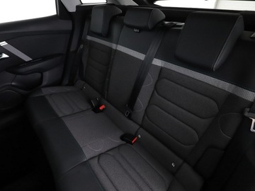 Citroen C4 III SUV 1.2 PureTech 130KM 2020 Citroen C4 full LED klima auto navi kamera i, zdjęcie 16