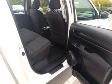 Toyota Hilux VIII Pojedyncza kabina 2.4 D-4D 150KM 2017 Toyota Hilux 2.4 D-4D Double Cab DLX 4x4 Toyota Hi, zdjęcie 19