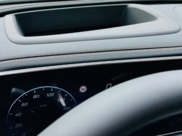 Mercedes GLC C254/X254 Coupe 2.0 220d 197KM 2025 GLC Coupe 220 d 4-Matic AMG Line 2.0 (197KM) 2025, zdjęcie 9