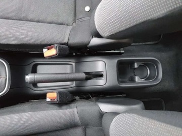 Citroen C3 III Hatchback 1.2 PureTech 82KM 2017 Citroen C3 1,2 Benzyna LPG Pelne wyposazenie 1.2 BenzynaLPG 82KM, zdjęcie 26