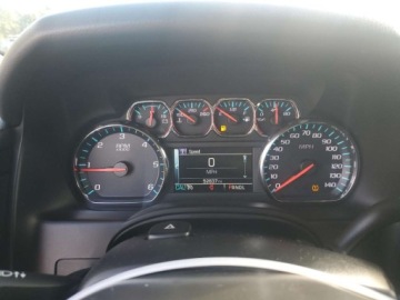 Chevrolet Suburban GMT900 2020 Chevrolet Suburban K1500 LT 2020 5.3L 5.3 Benzyna 355KM, zdjęcie 9