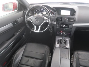 Mercedes Klasa E W212 Coupe 200 CGI BlueEFFICIENCY 184KM 2012 Mercedes E E 200, Salon Polska, Automat, Skóra, zdjęcie 6