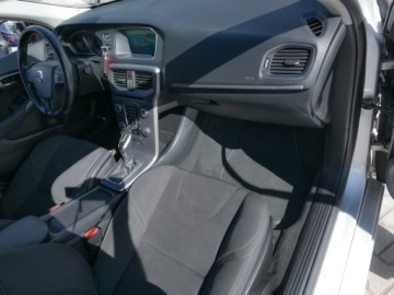 Volvo 2015 Volvo V40 115 koni Aut Ideał Spalanie 4l ON Ambiente 17” DVD parktroniki, zdjęcie 12