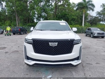 Cadillac Escalade III 2022 Cadillac Escalade 2022, ESV Premium Luxury, 4x4, od ubezpieczalni 6.2 420KM, zdjęcie 1